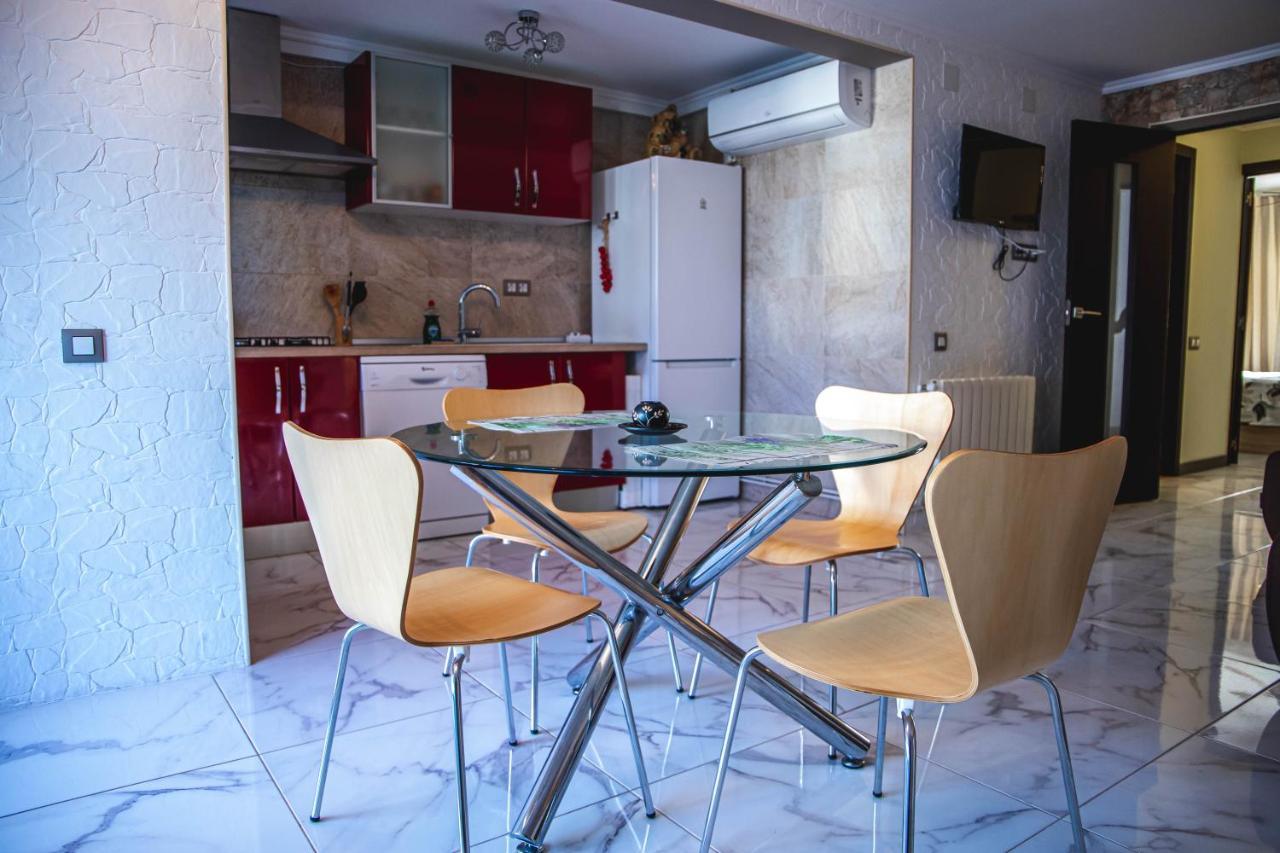 סאלו Apartments Relax מראה חיצוני תמונה